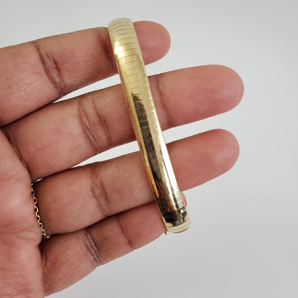 Heavy 14K Gold Omega Herringbone Snake Style Bangle Bracelet - Picture 10 of 13